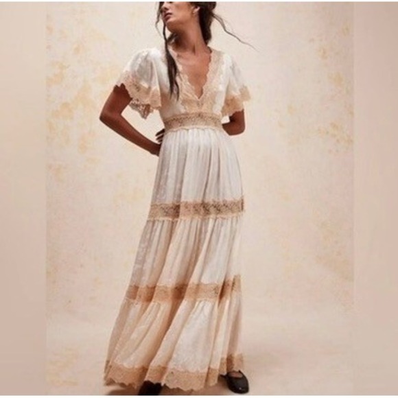 Spell Size S Ocean Gown Ivory Lace Trim Maxi Dress Boho Festival Spell Size S Ocean Gown Ivory Lace Trim Maxi Dress Boho Festival